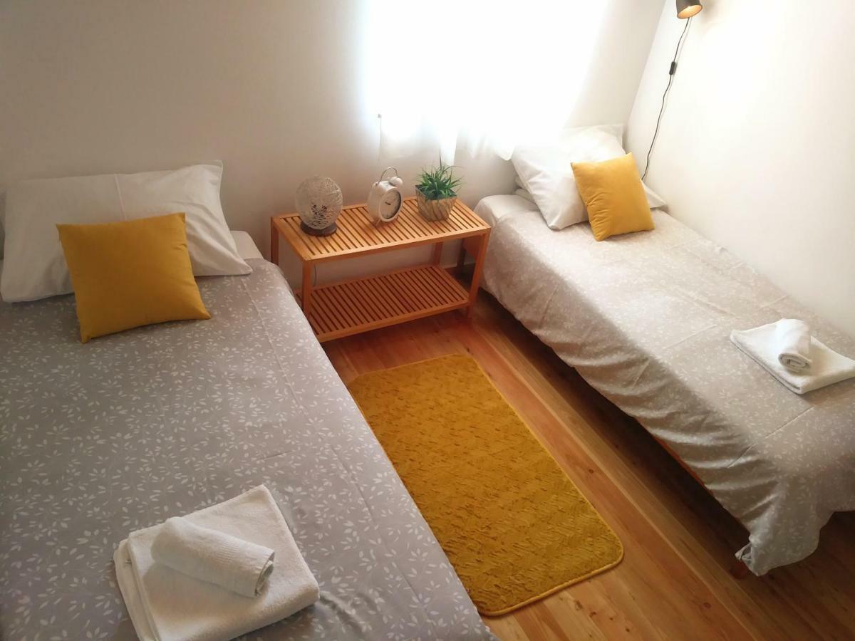 Apartment Cernesa Ražanac Eksteriør bilde